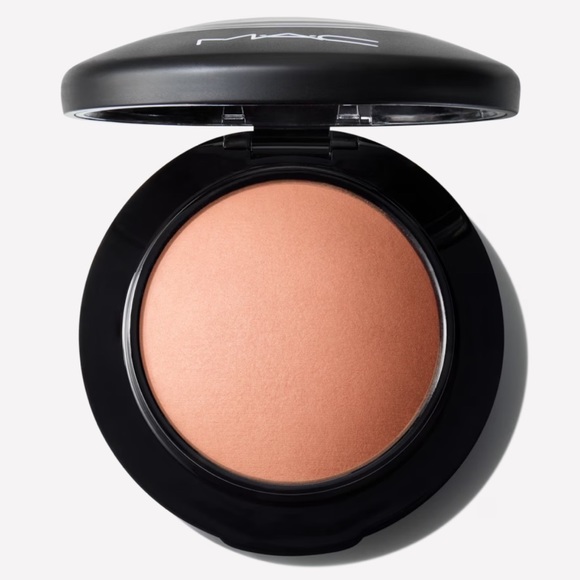 MAC - Picture 3 of 3